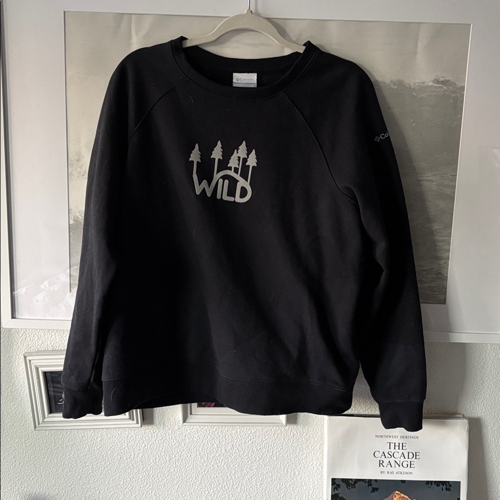 Columbia Black Crewneck Sweatshirt